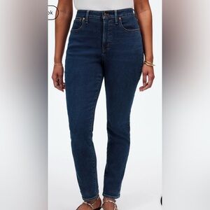 MADEWELL SZ 30 The Curvy Perfect Vintage Mid Wash High Rise Blue Jeans